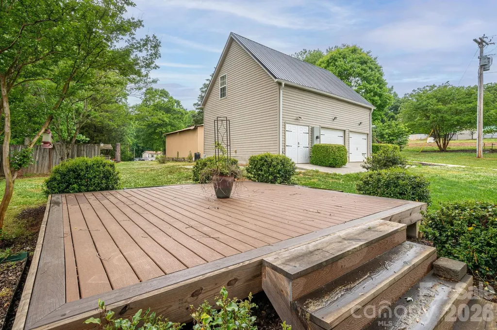 5519 Dallas High Shoals Highway Dallas NC 28034
