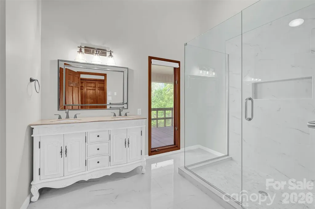 443 W Gleneagles Road Statesville NC 28625