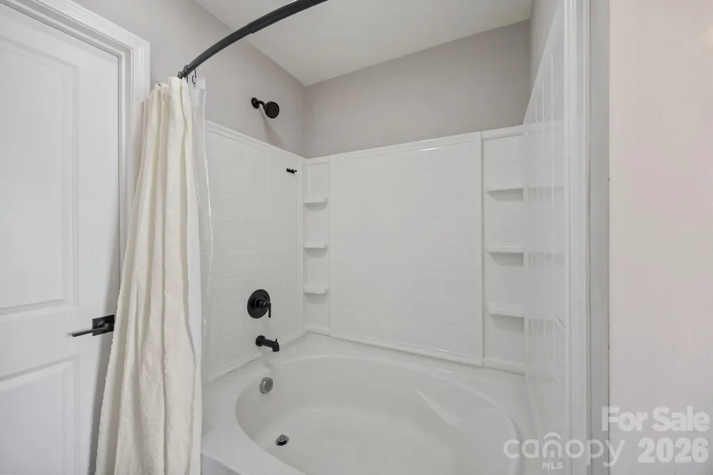 122 Slalom Street Statesville NC 28677