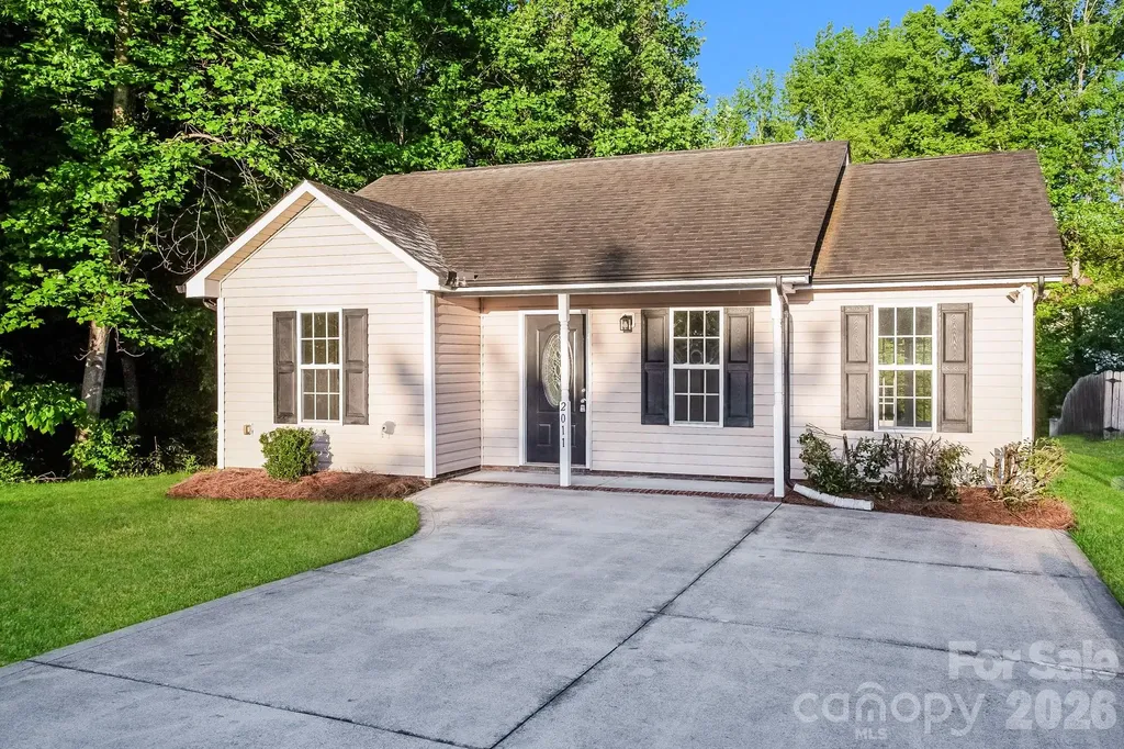 2011 Samantha Drive Kannapolis NC 28083