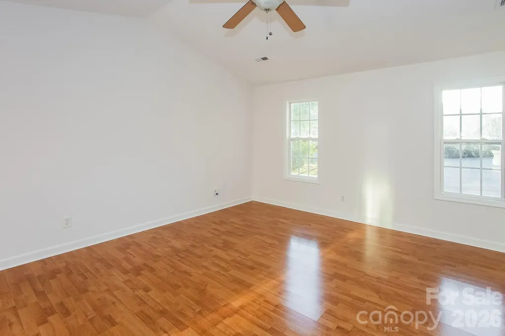 2011 Samantha Drive Kannapolis NC 28083