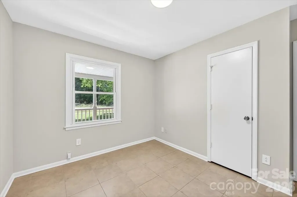 900 E John Street Matthews NC 28105