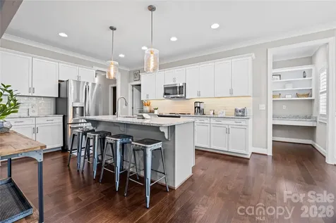 8463 Meadow Vista Drive Lewisville NC 27023