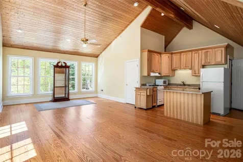7 Ashley Road Asheville NC 28805