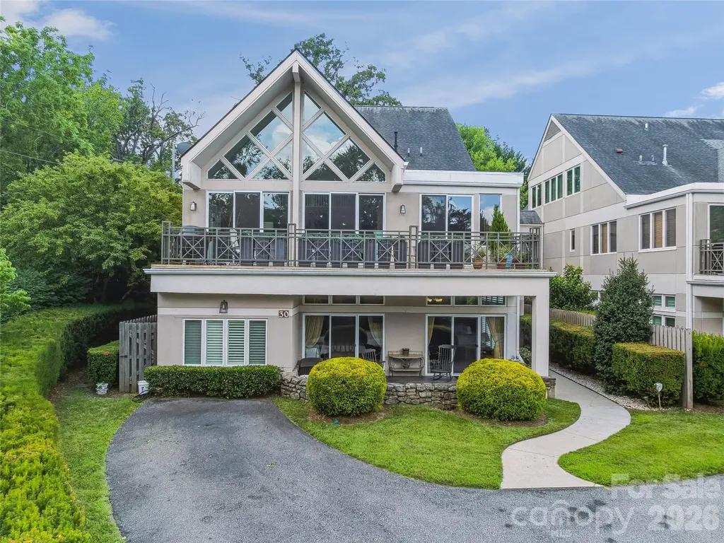 30 Dover Street Asheville NC 28804