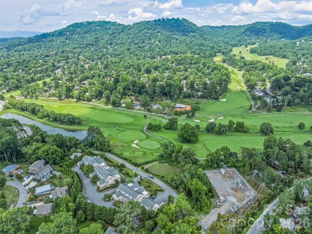 30 Dover Street Asheville NC 28804