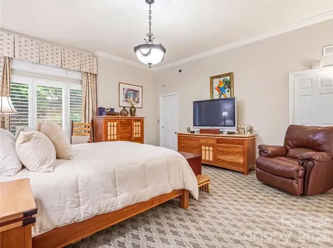 30 Dover Street Asheville NC 28804