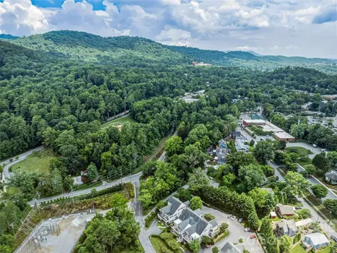 30 Dover Street Asheville NC 28804