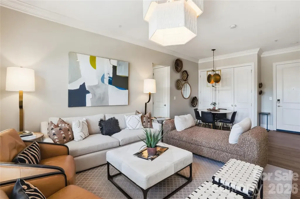 2990 Selwyn Avenue Charlotte NC 28209