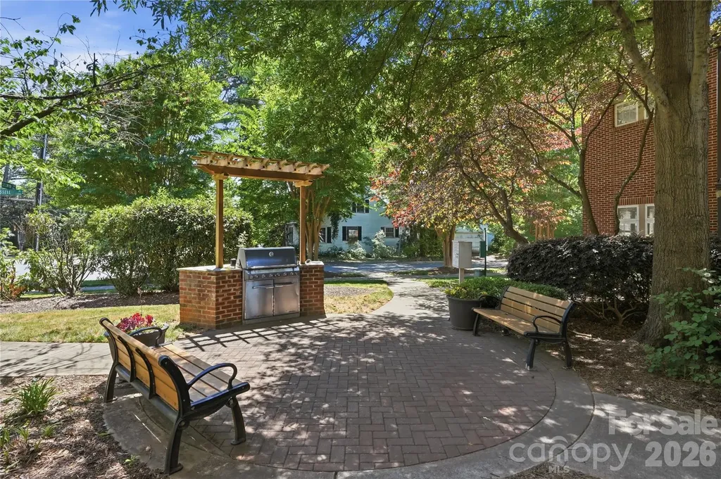 2990 Selwyn Avenue Charlotte NC 28209