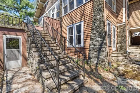334 Chestnut Circle Blowing Rock NC 28605