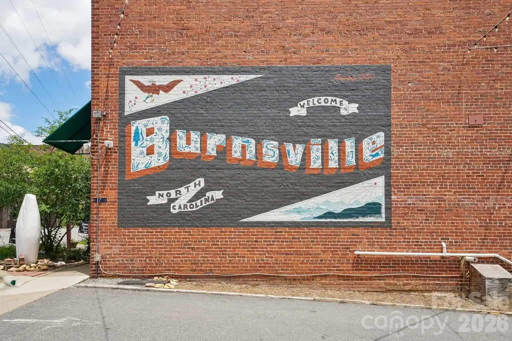 32 South View Drive Burnsville NC 28714