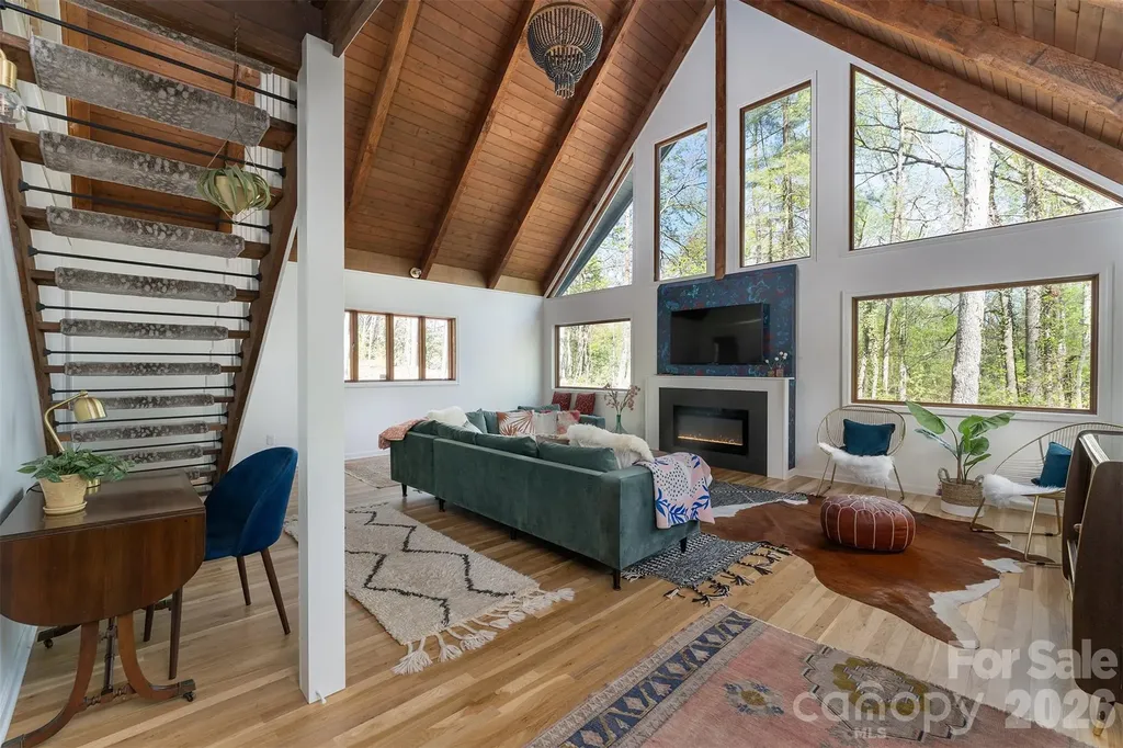 233 Bryant Ridge Drive Swannanoa NC 28778