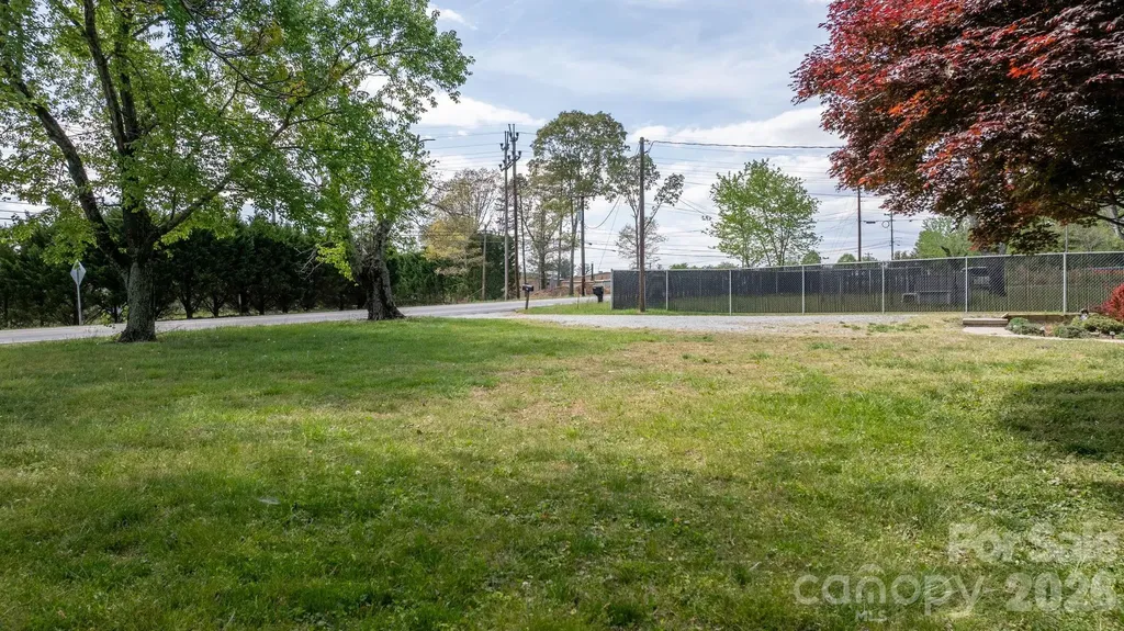 715 Main Street Hudson NC 28638