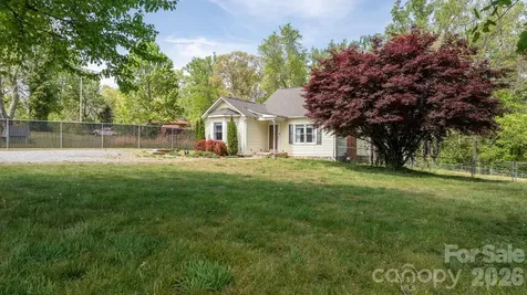 715 Main Street Hudson NC 28638