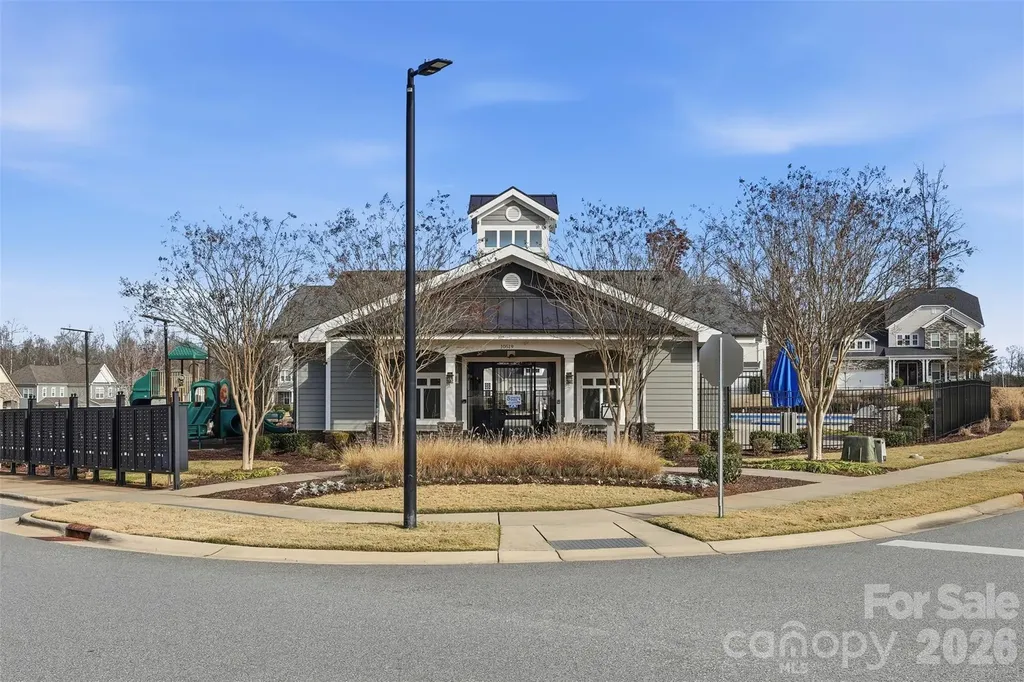 10258 Paper Birch Drive Charlotte NC 28215