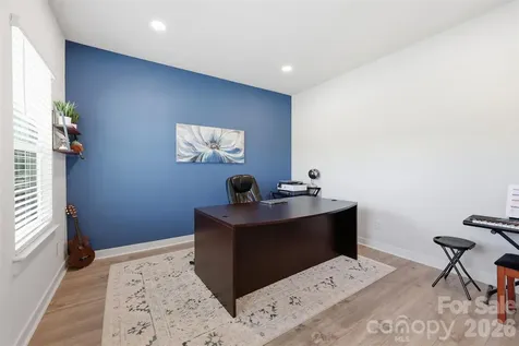 10258 Paper Birch Drive Charlotte NC 28215