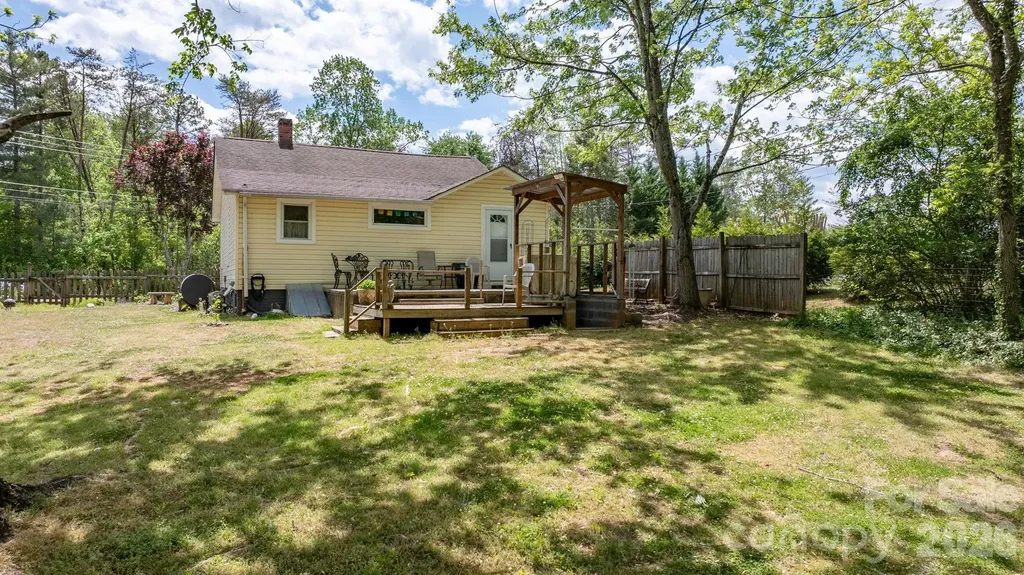 116 Hauss Ridge Road SE Valdese NC 28690