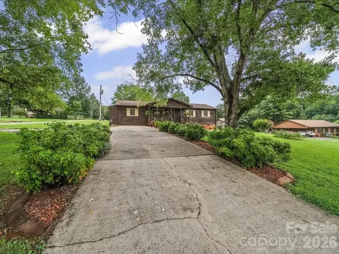 3510 Flint Drive Statesville NC 28677
