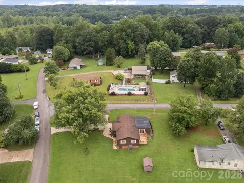 3510 Flint Drive Statesville NC 28677