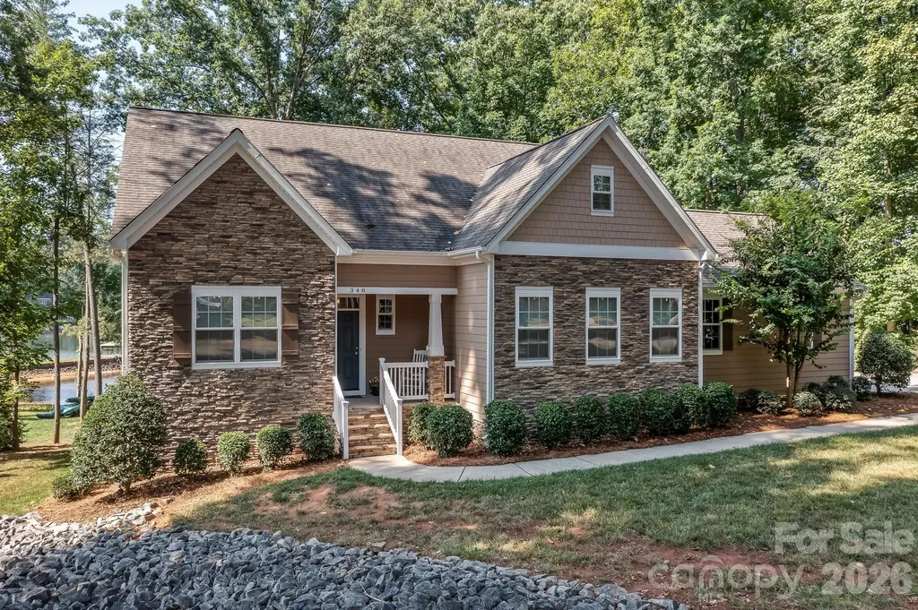 348 Catalina Drive Mooresville NC 28117