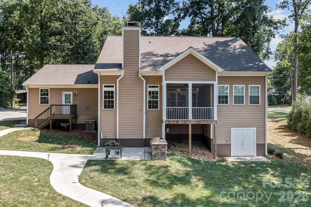 348 Catalina Drive Mooresville NC 28117