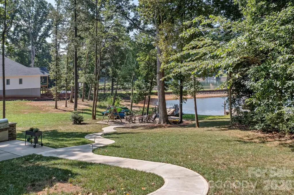 348 Catalina Drive Mooresville NC 28117
