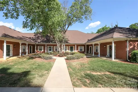 7175 Somerset Springs Drive Charlotte NC 28262