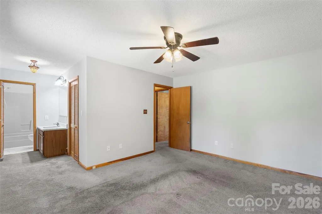 2008 Rock Springs Circle Denver NC 28037