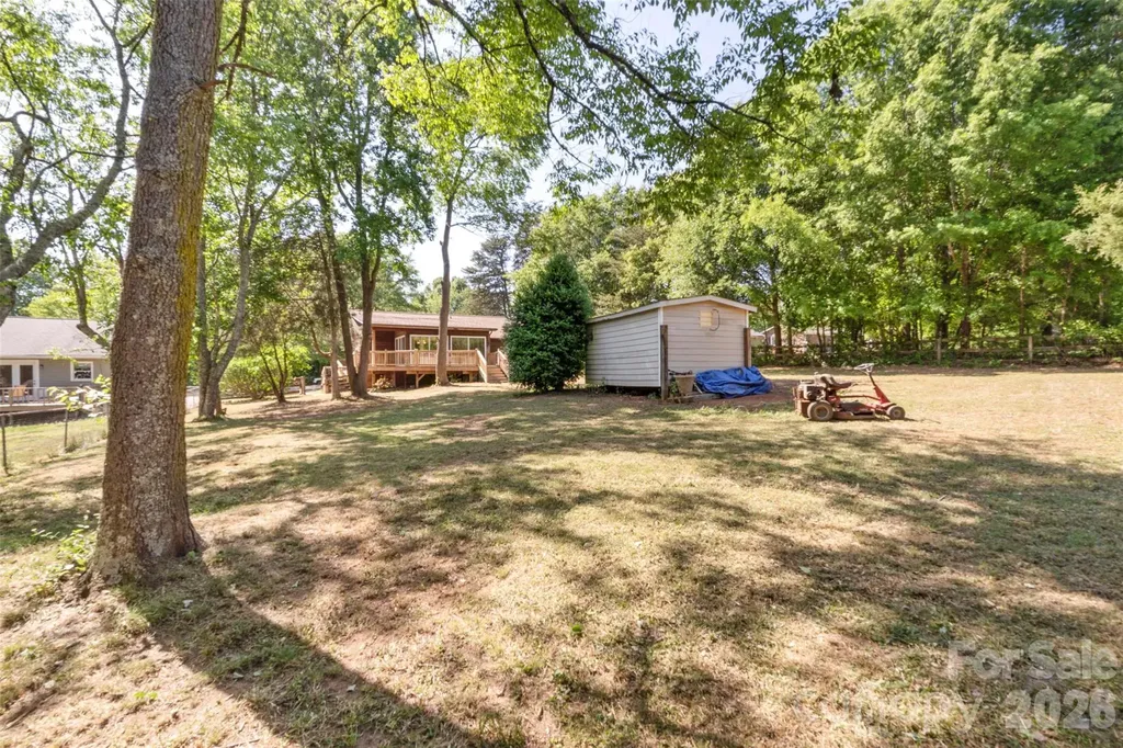 2008 Rock Springs Circle Denver NC 28037