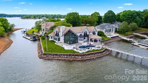 3386 Governors Island Drive Denver NC 28037
