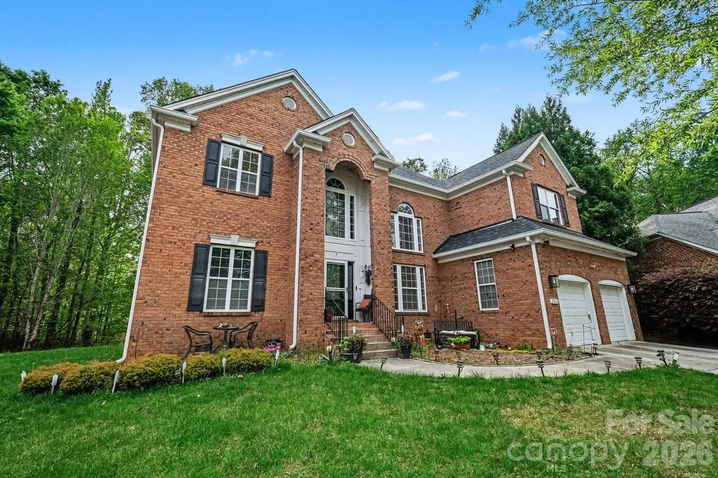 2516 River Oaks Drive Waxhaw NC 28173