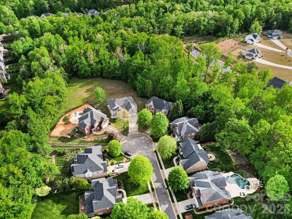 2516 River Oaks Drive Waxhaw NC 28173