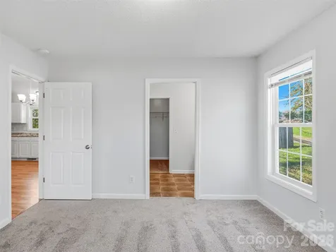 21 Shelburne Drive Asheville NC 28806