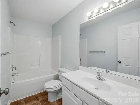 21 Shelburne Drive Asheville NC 28806