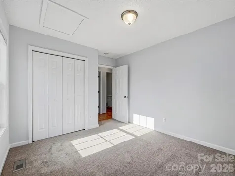 21 Shelburne Drive Asheville NC 28806