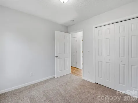 21 Shelburne Drive Asheville NC 28806