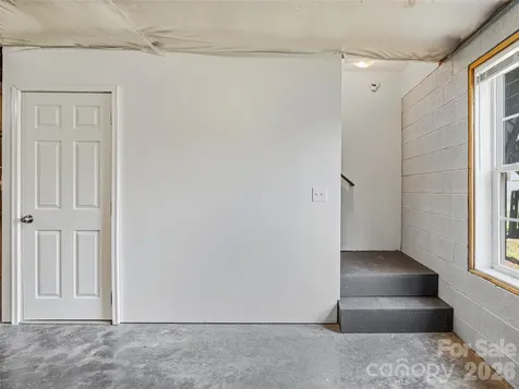 21 Shelburne Drive Asheville NC 28806