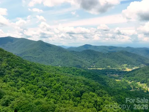 135 Gavin Glen Road Weaverville NC 28787