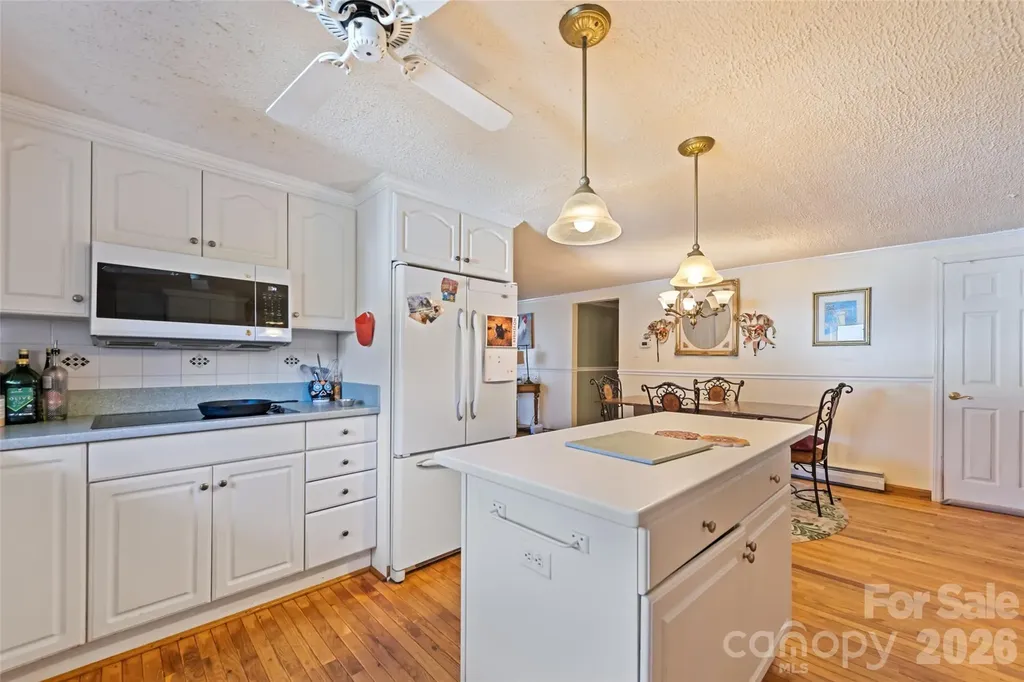6 Chestnut Terrace Asheville NC 28803