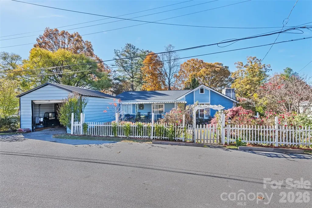6 Chestnut Terrace Asheville NC 28803