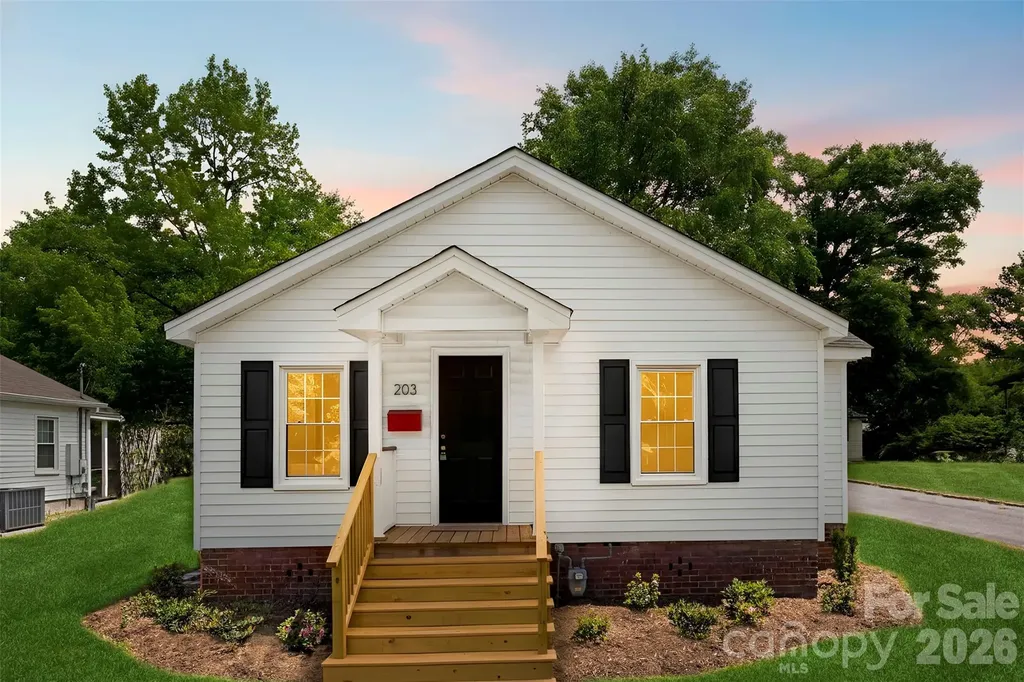 203 Sacco Street Belmont NC 28012