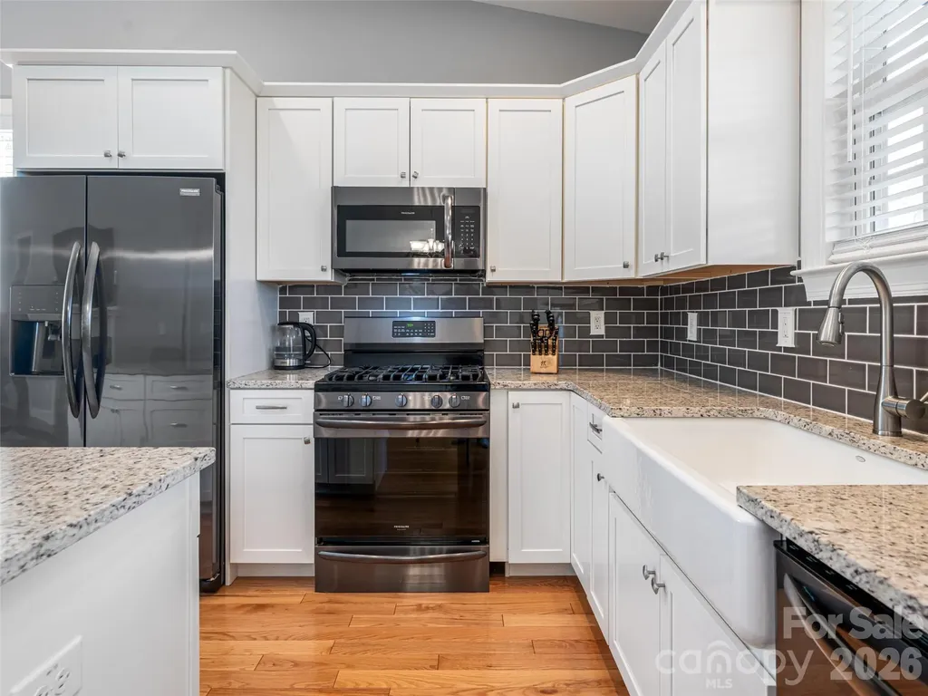 17 Dreambird Drive Leicester NC 28748