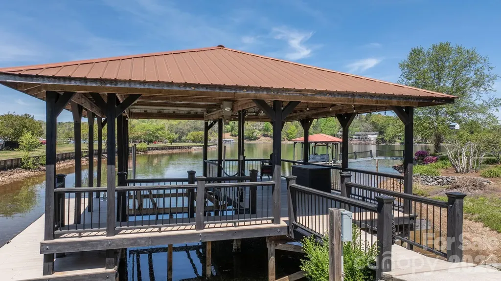215 Iswa Drive Taylorsville NC 28681