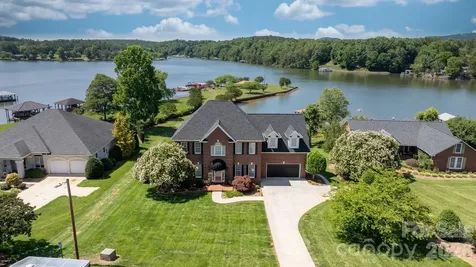 215 Iswa Drive Taylorsville NC 28681