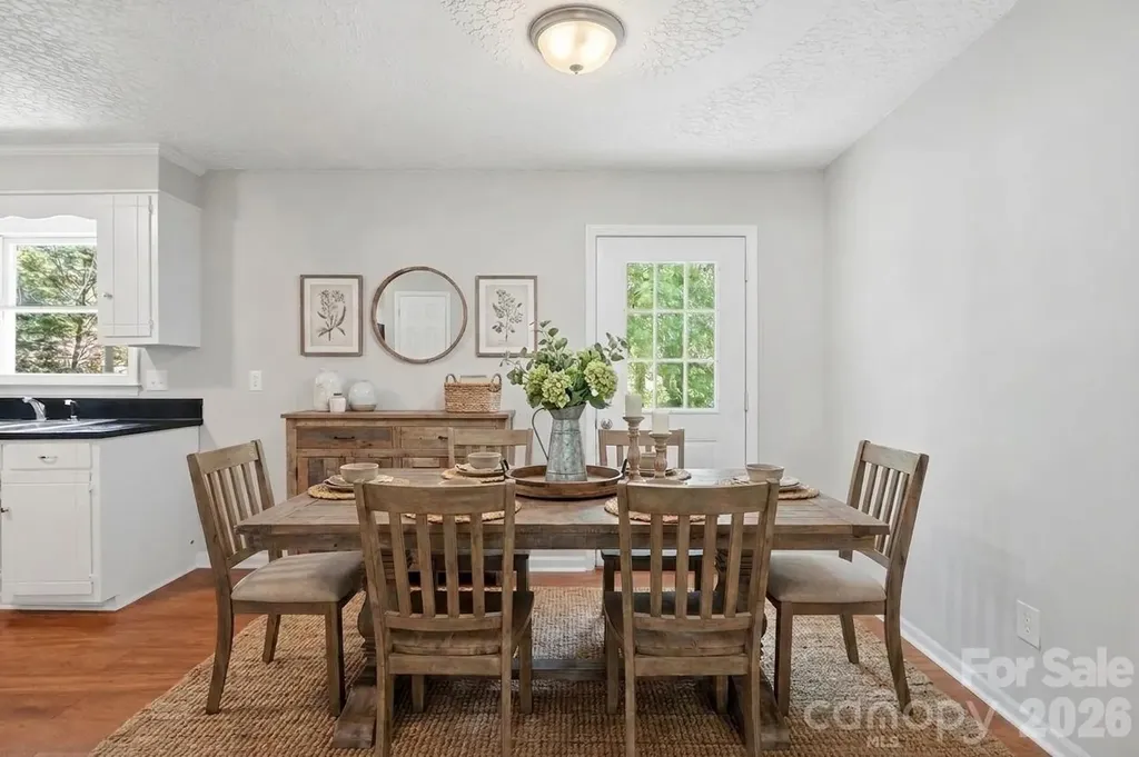 806 S Laurel Street Lincolnton NC 28092