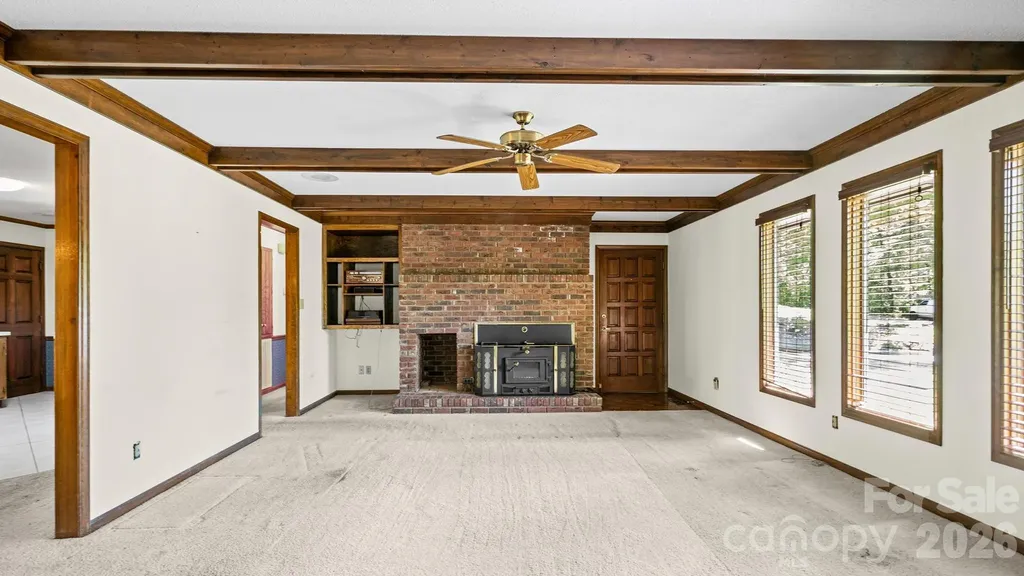 297 Mockingbird Lane McAdenville NC 28081