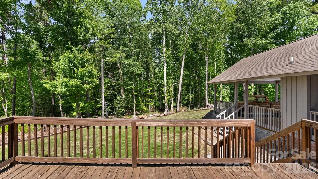 297 Mockingbird Lane McAdenville NC 28081