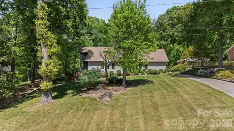 297 Mockingbird Lane McAdenville NC 28081