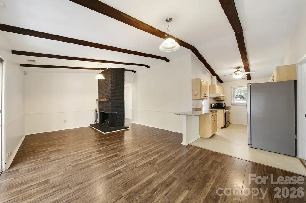1424 Standish Place Charlotte NC 28216